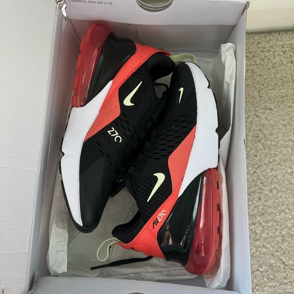 nwt nike air max 270